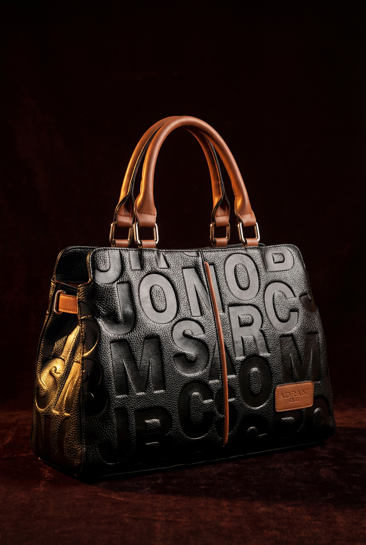 Luxury Black Leather Handbag – Elegant & Spacious Everyday Bag